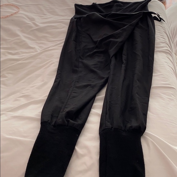 Chic pants - Picture 2 of 11